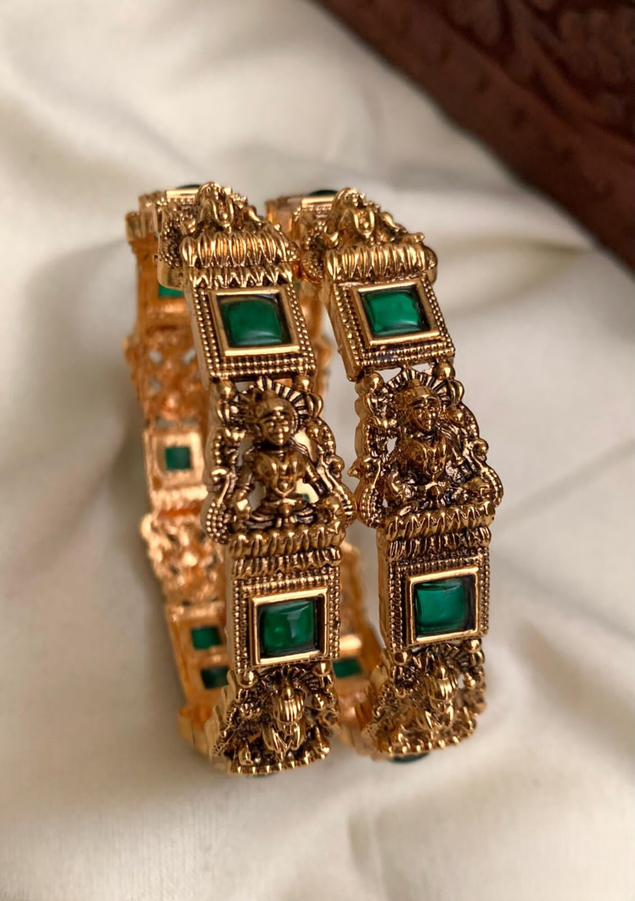 Traditional Lakshmi Bangle