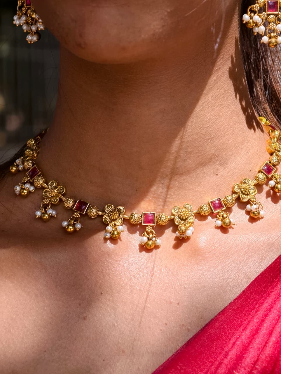 Antique Floral Necklace Set